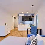 In - Stare Aparthotel