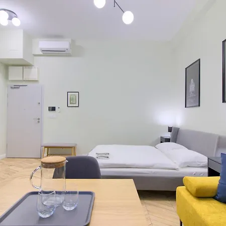 In - Stare שצ'צ'ין