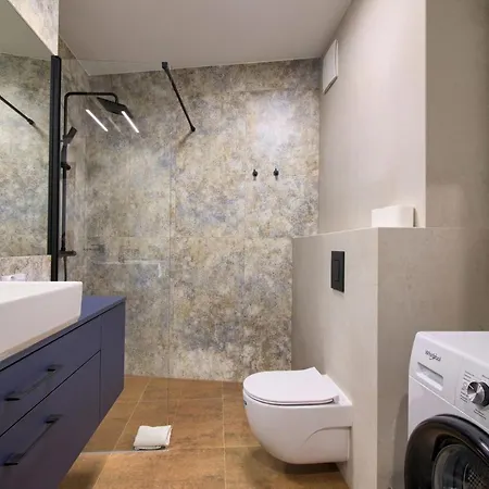 In - Stare מלון דירות *