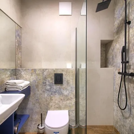 In - Stare מלון דירות שצ'צ'ין