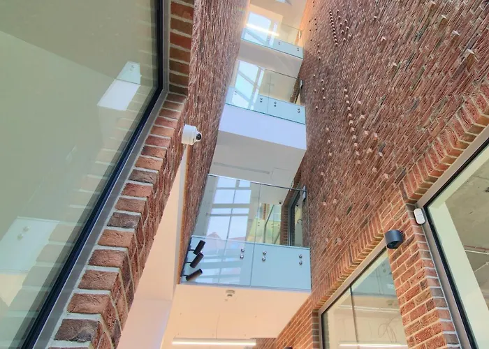 Aparthotel In - Stare *